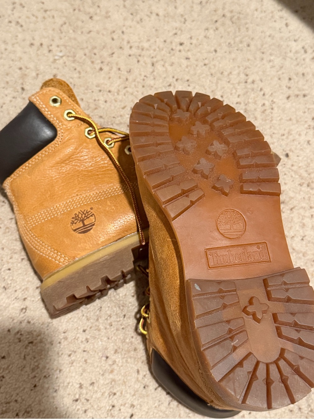 Timberland Wheat Leather Lace-Up Boots with Black Collar